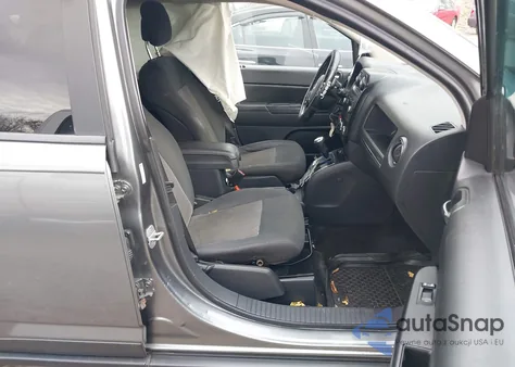 2012 Jeep Compass Latitude z USA, uszkodzony, nr VIN 1C4NJCEB6CD661401